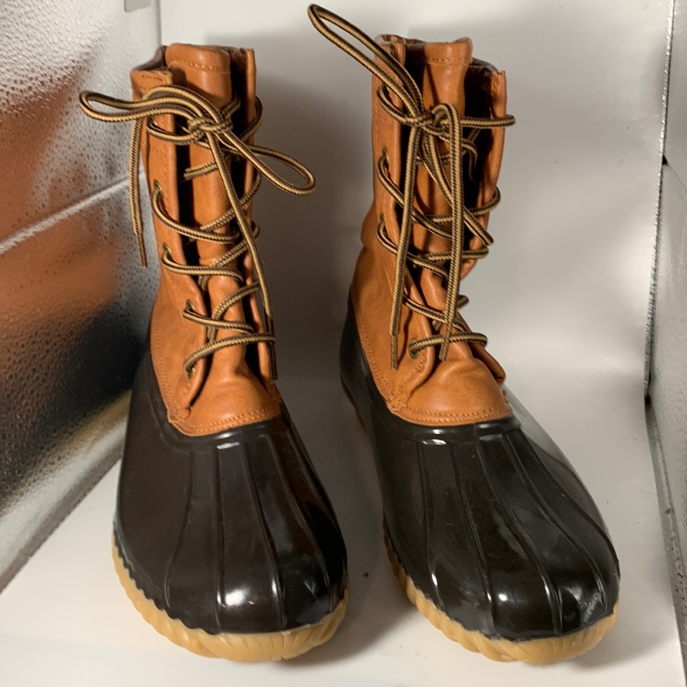 The Original Duck Boots size 8